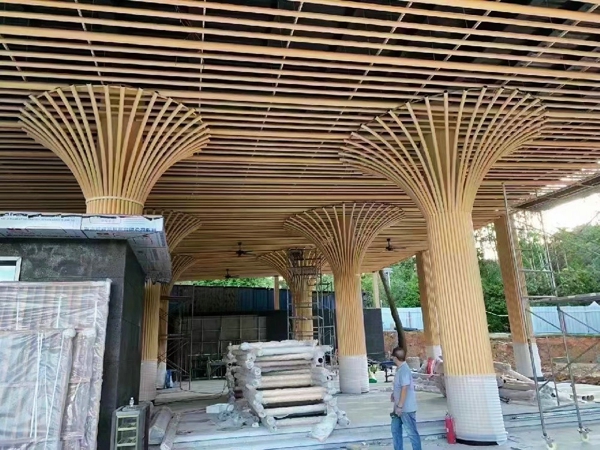 木纹铝圆管包柱